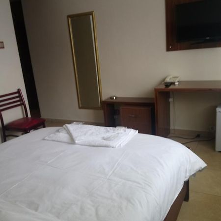 Isik Hotel Edirne Esterno foto